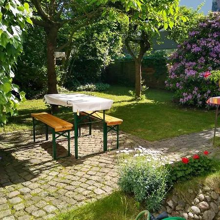 Alster City Garden Villa Hamburg Exterior photo